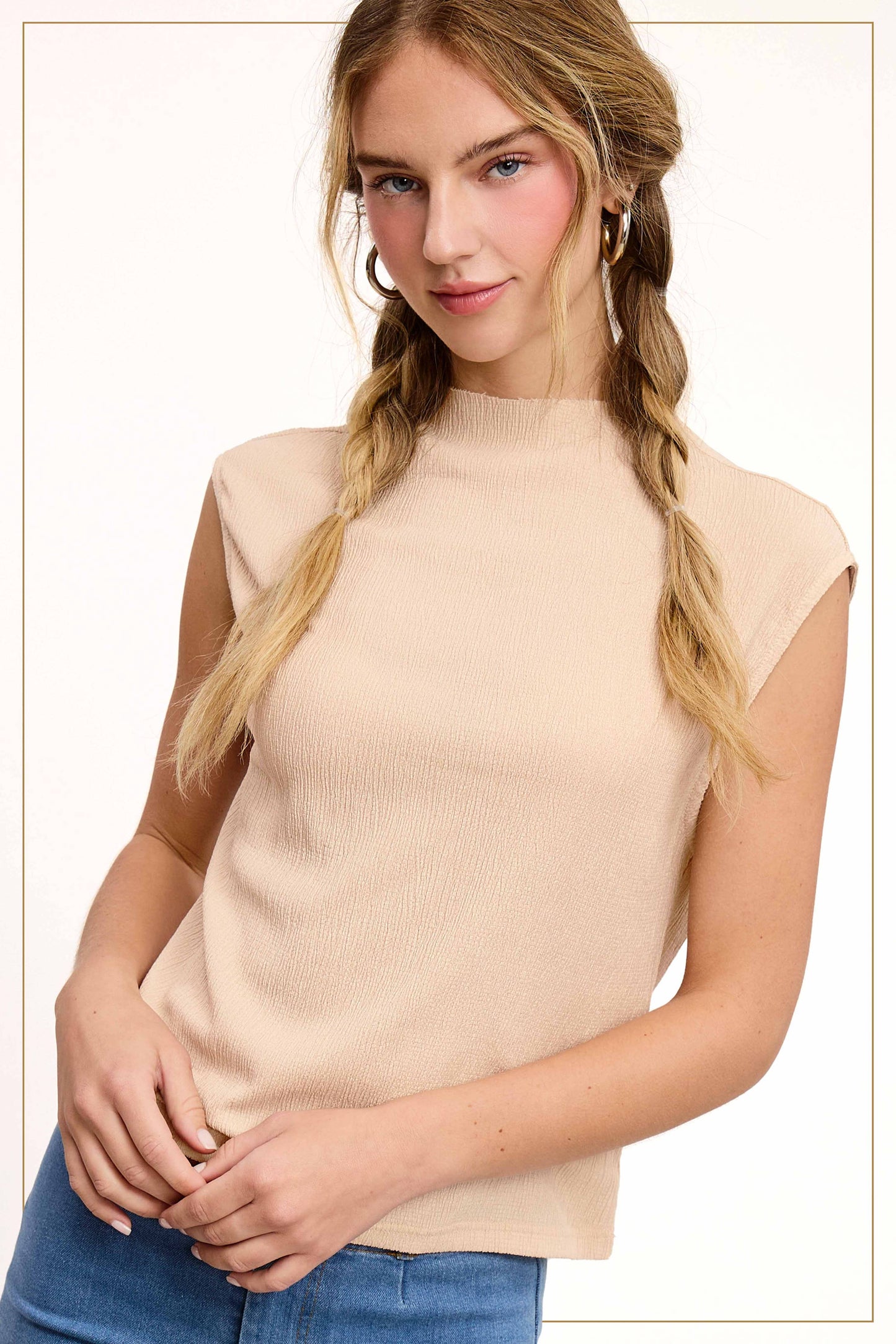 Stretchy Crinkled Fabric Sleeveless Tank Top