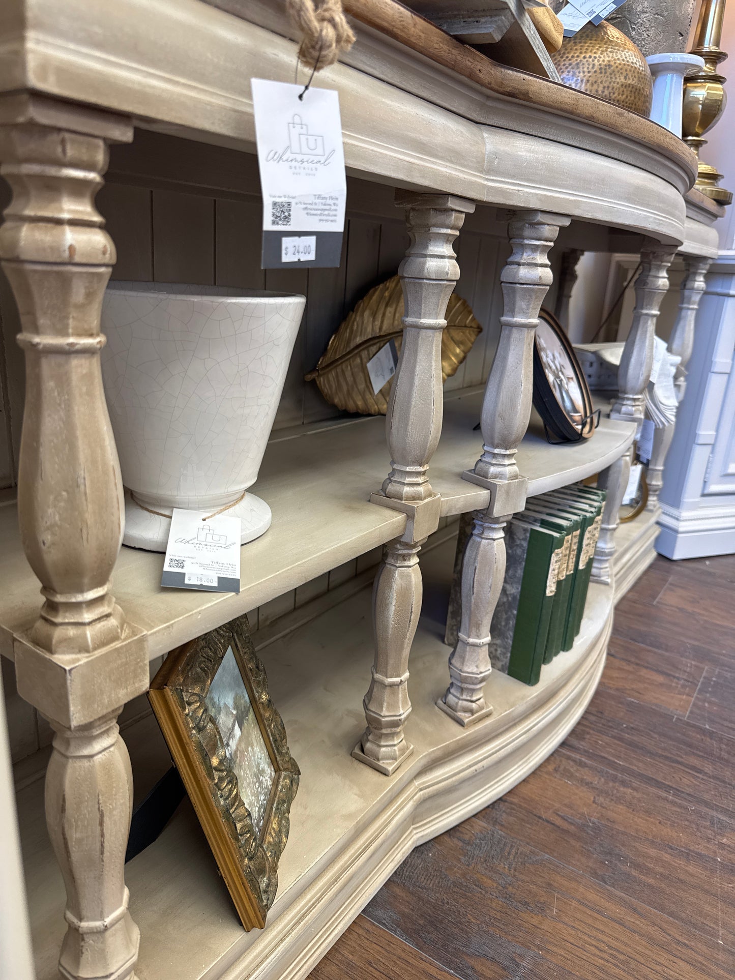 Marissa Buffett Entry Table