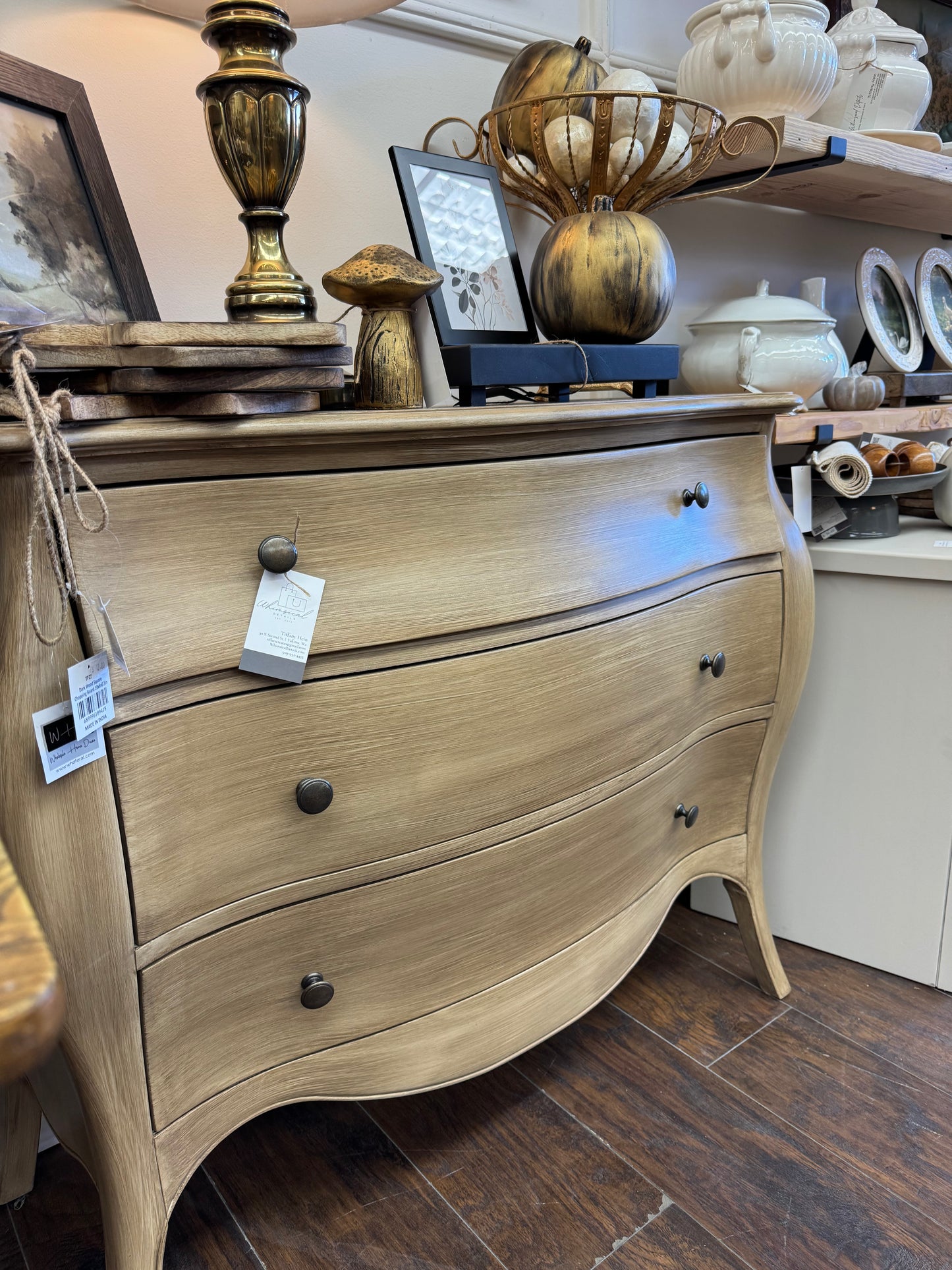 Holland Dresser