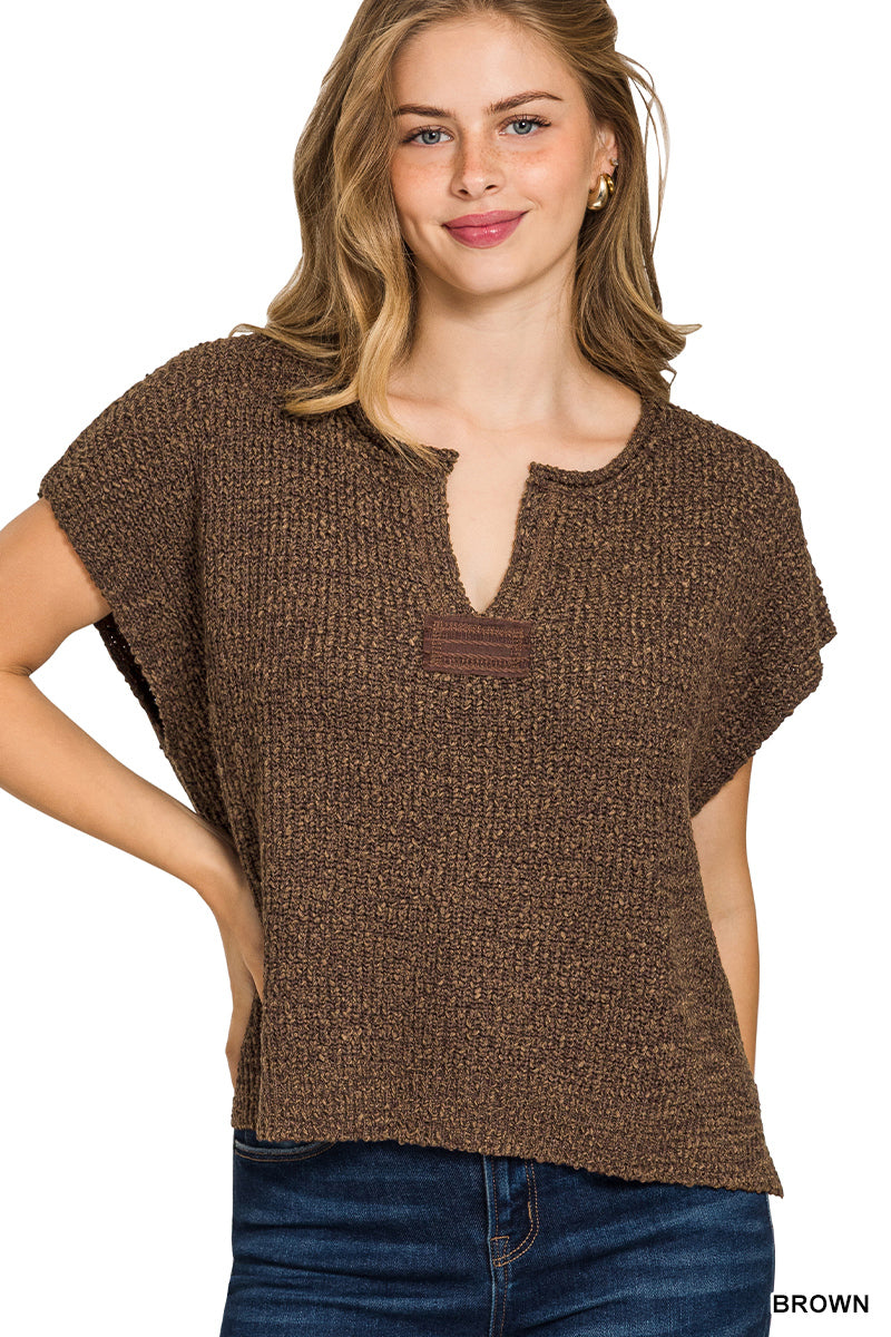 Back Patch Rolled Split-Neck Side Split Pullover