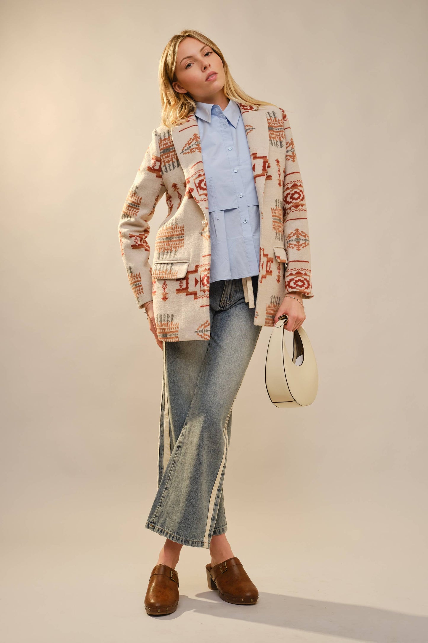 Contrast Panel and Pocket Wide Denim Jeans