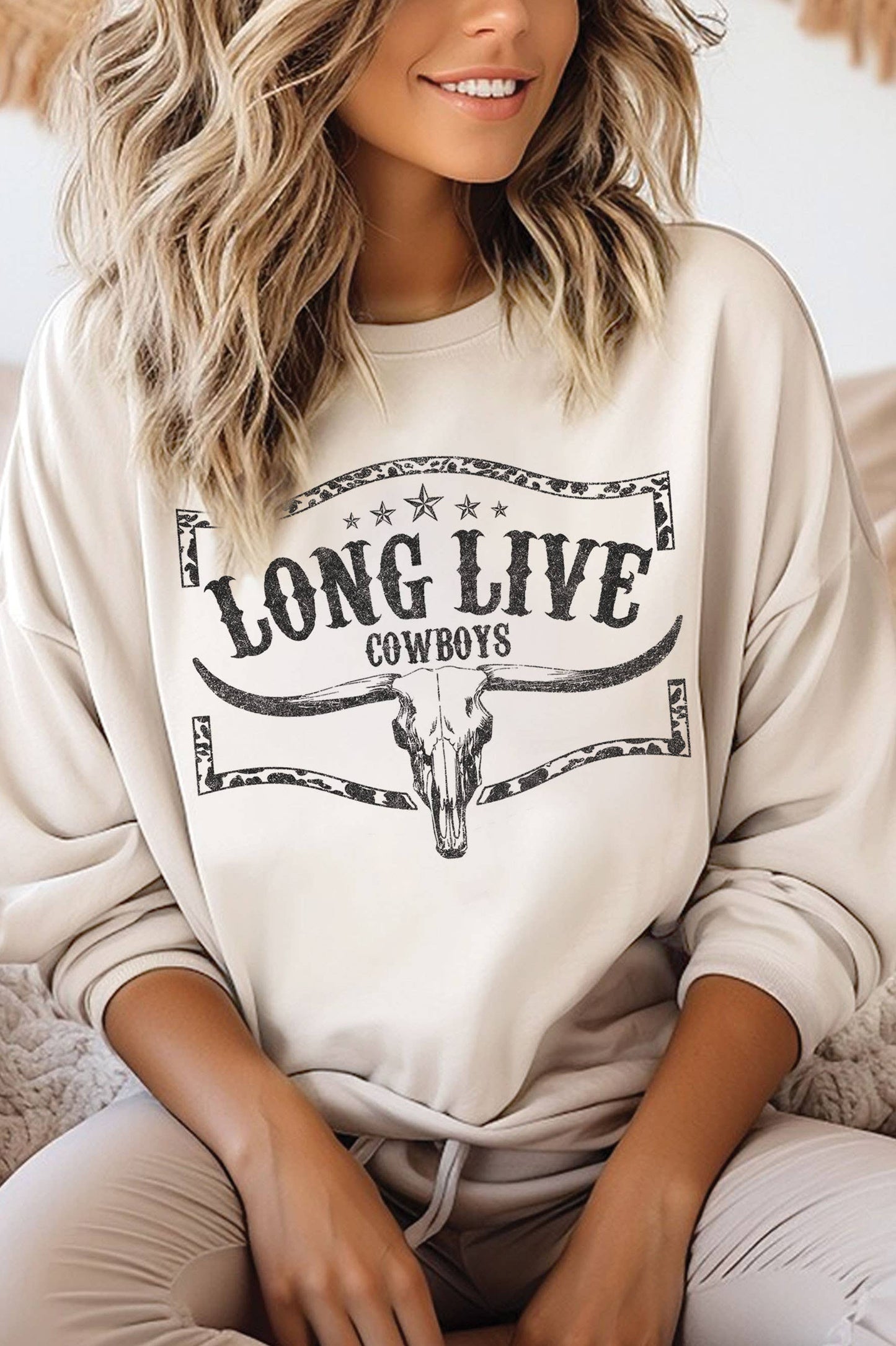 LONG LIVE COWBOYS GRAPHIC BRUSHED SWEATSHIRTS