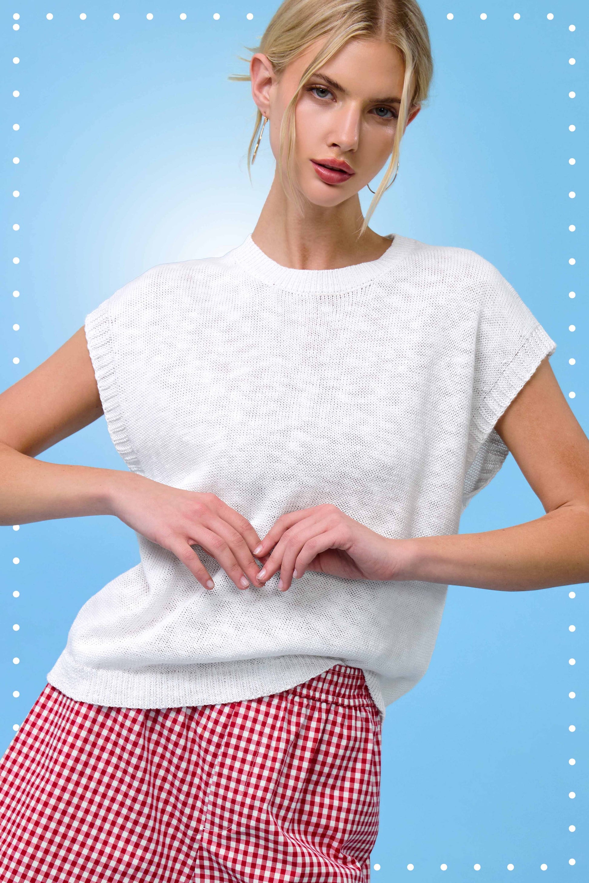 Loose Fit Sleeveless Ribbed Knit Crew Neck Top - Whimsical Details - ["Milk","sweater Tank","tank","tank top"]