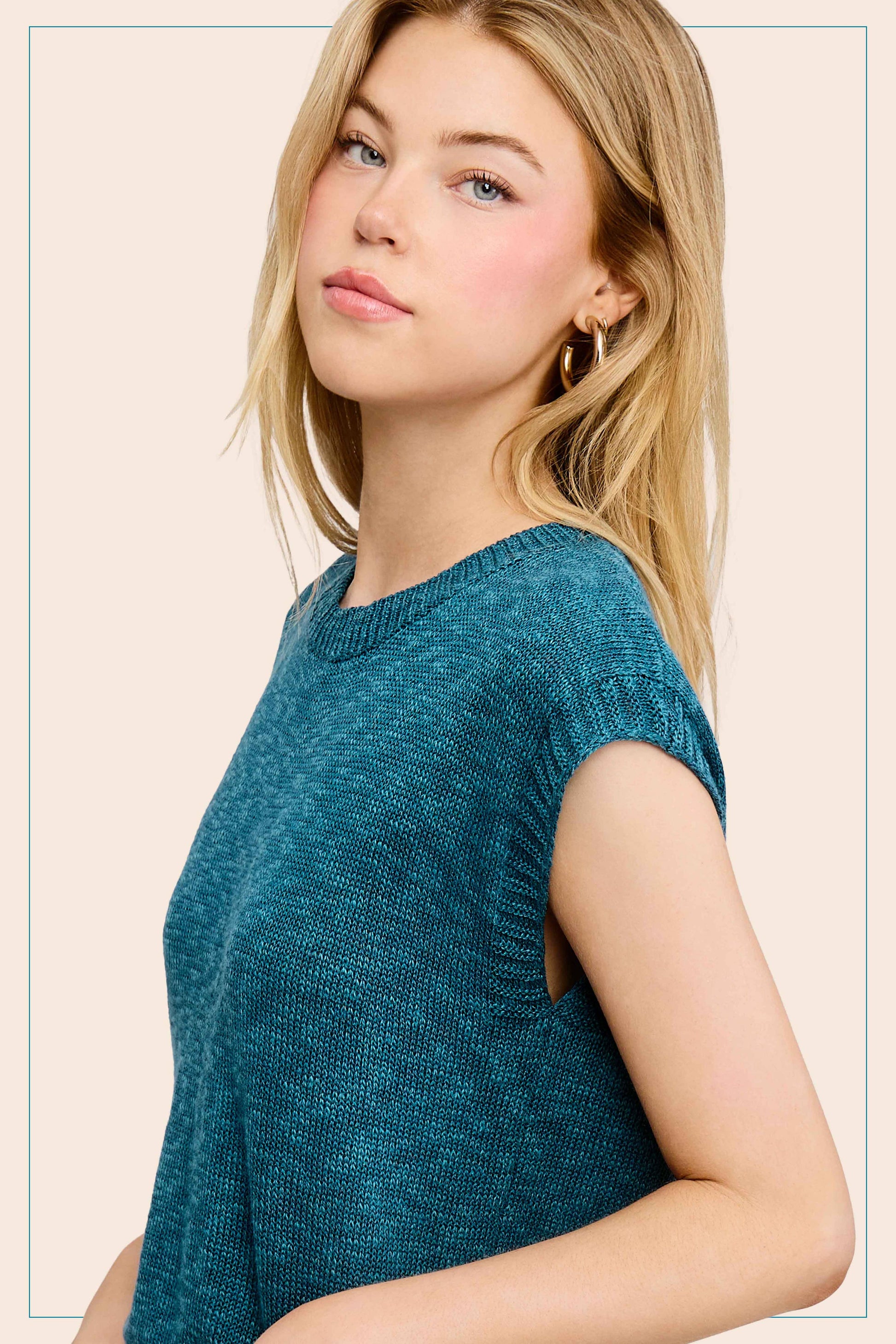 Loose Fit Sleeveless Ribbed Knit Crew Neck Top - Whimsical Details - ["Milk","sweater Tank","tank","tank top"]