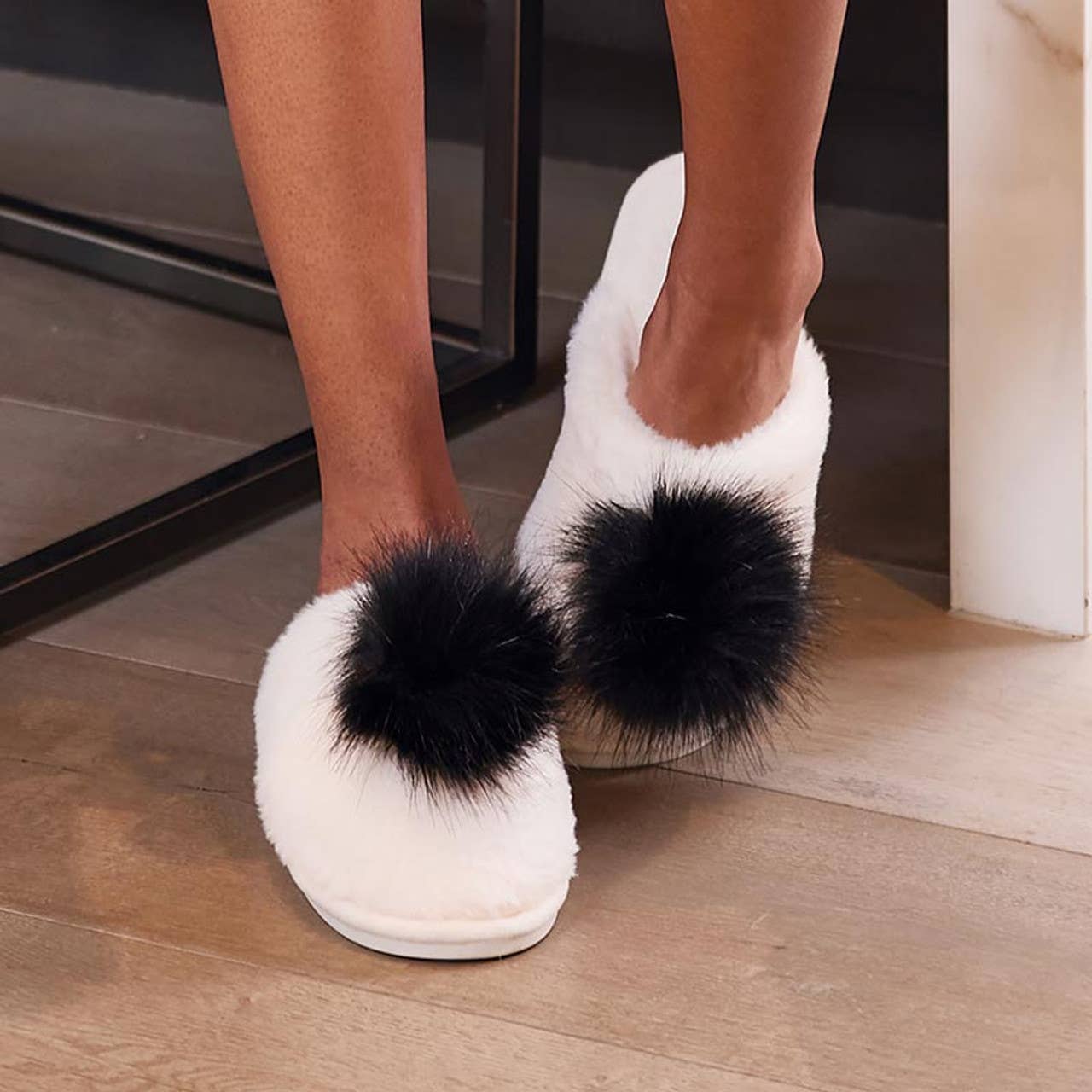 Plush Slippers - Ivory with Black Pom Pom - Whimsical Details - []