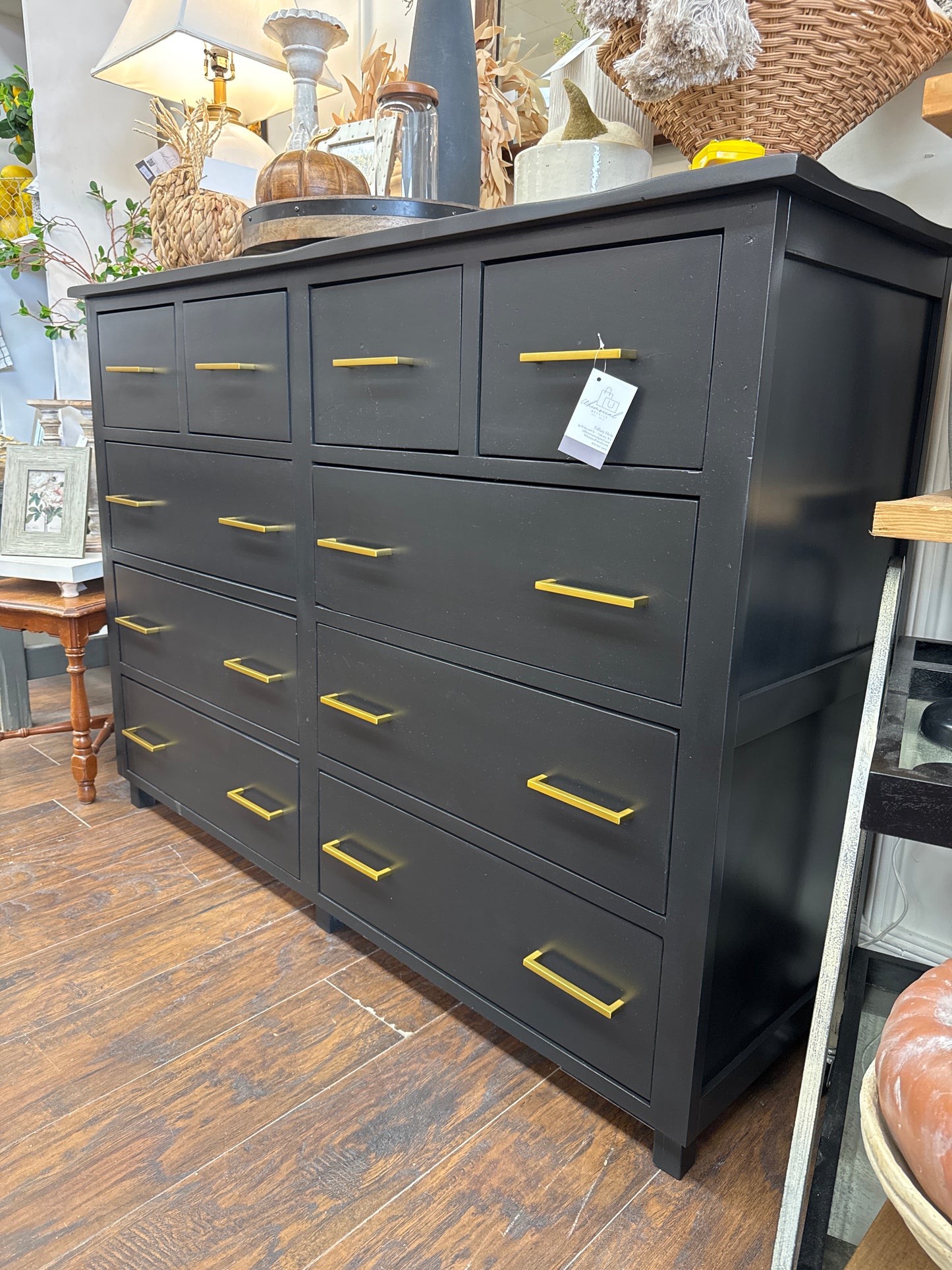 Howard Long Dresser