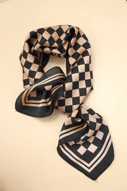 Large Checkered Print Silky Scarf