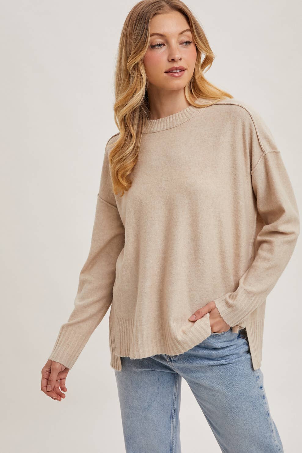 CREW NECK KNIT SWEATER PULLOVER