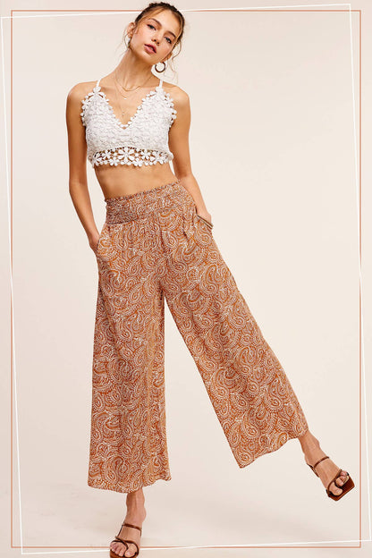 Boho Paisley Print Wide Leg Flowy Pants with Pockets - Whimsical Details - ["Flare pants","flouncy pants","pants","Spring"]