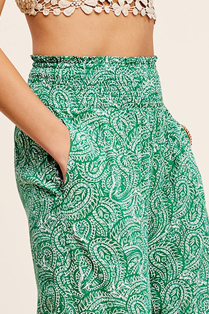 Boho Paisley Print Wide Leg Flowy Pants with Pockets - Whimsical Details - ["Flare pants","flouncy pants","pants","Spring"]