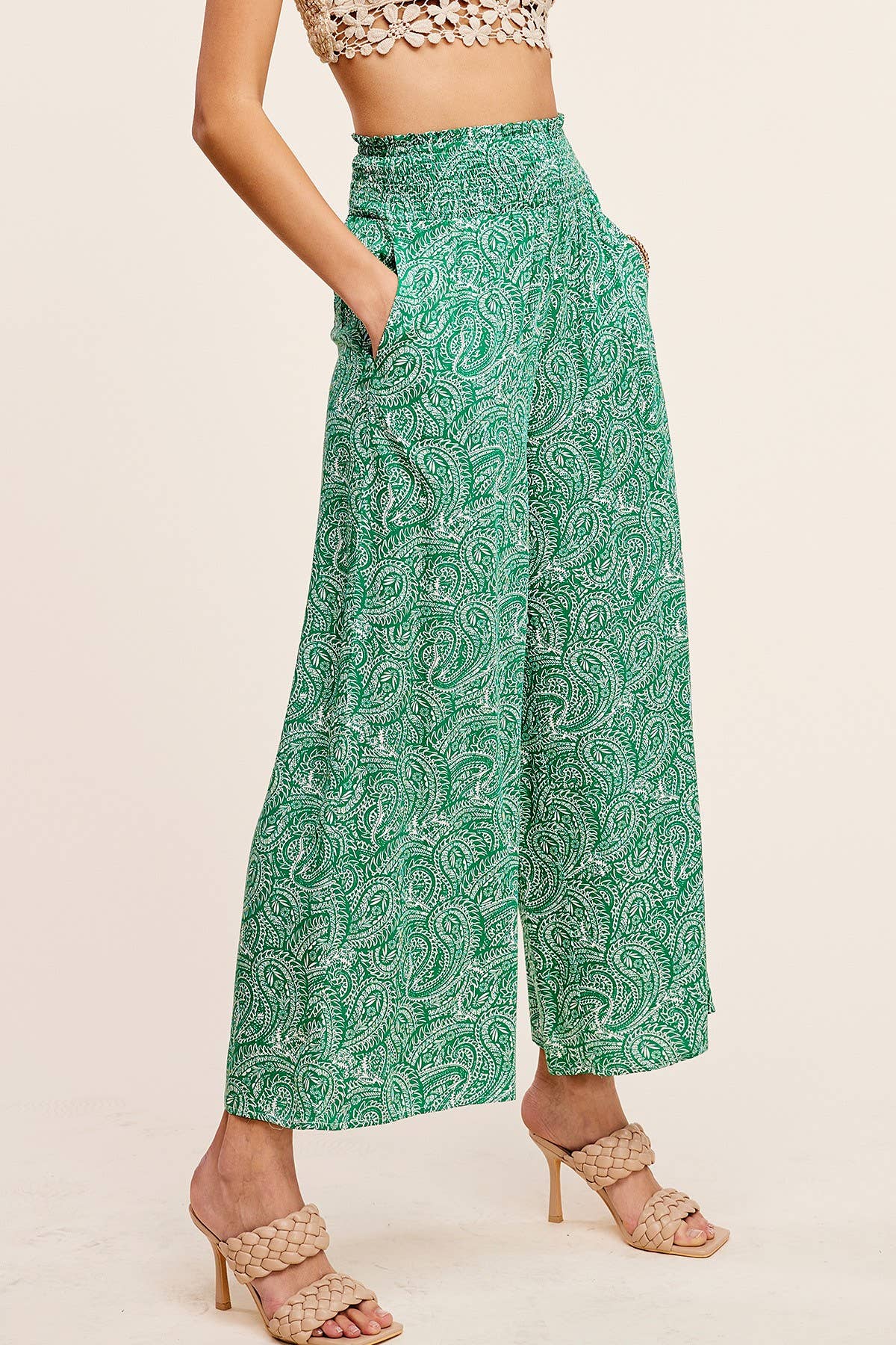 Boho Paisley Print Wide Leg Flowy Pants with Pockets - Whimsical Details - ["Flare pants","flouncy pants","pants","Spring"]