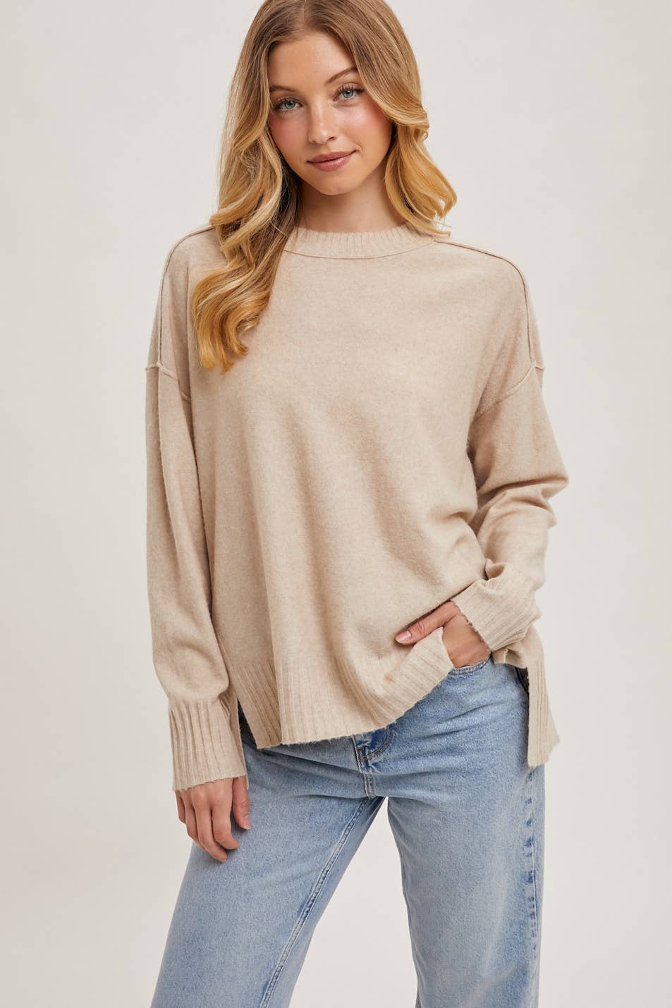 CREW NECK KNIT SWEATER PULLOVER