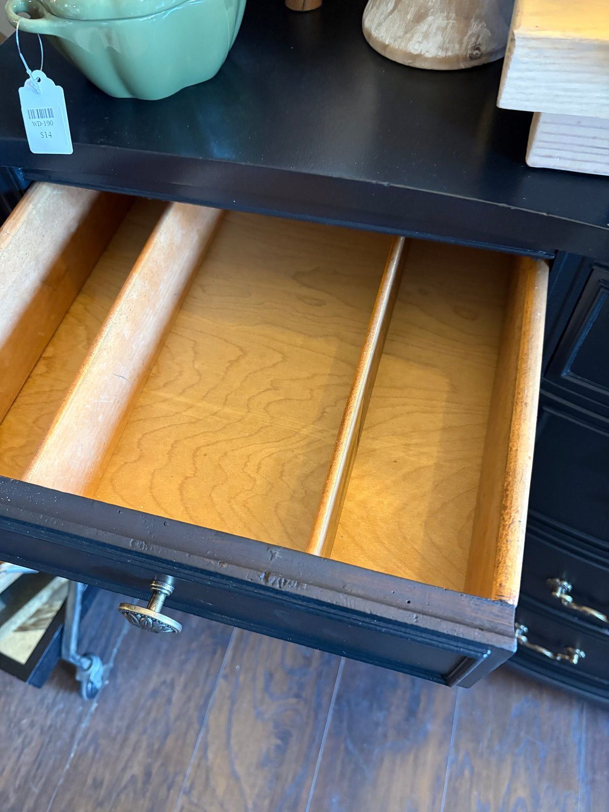 Elijah Black Buffet