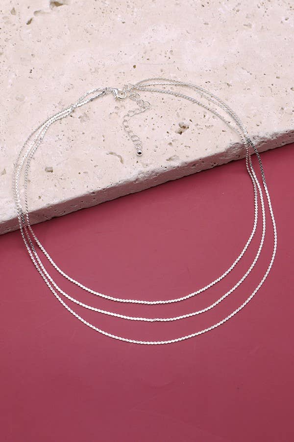 LENNON TRIPLE LAYER THIN FLAT CHAIN NECKLACE