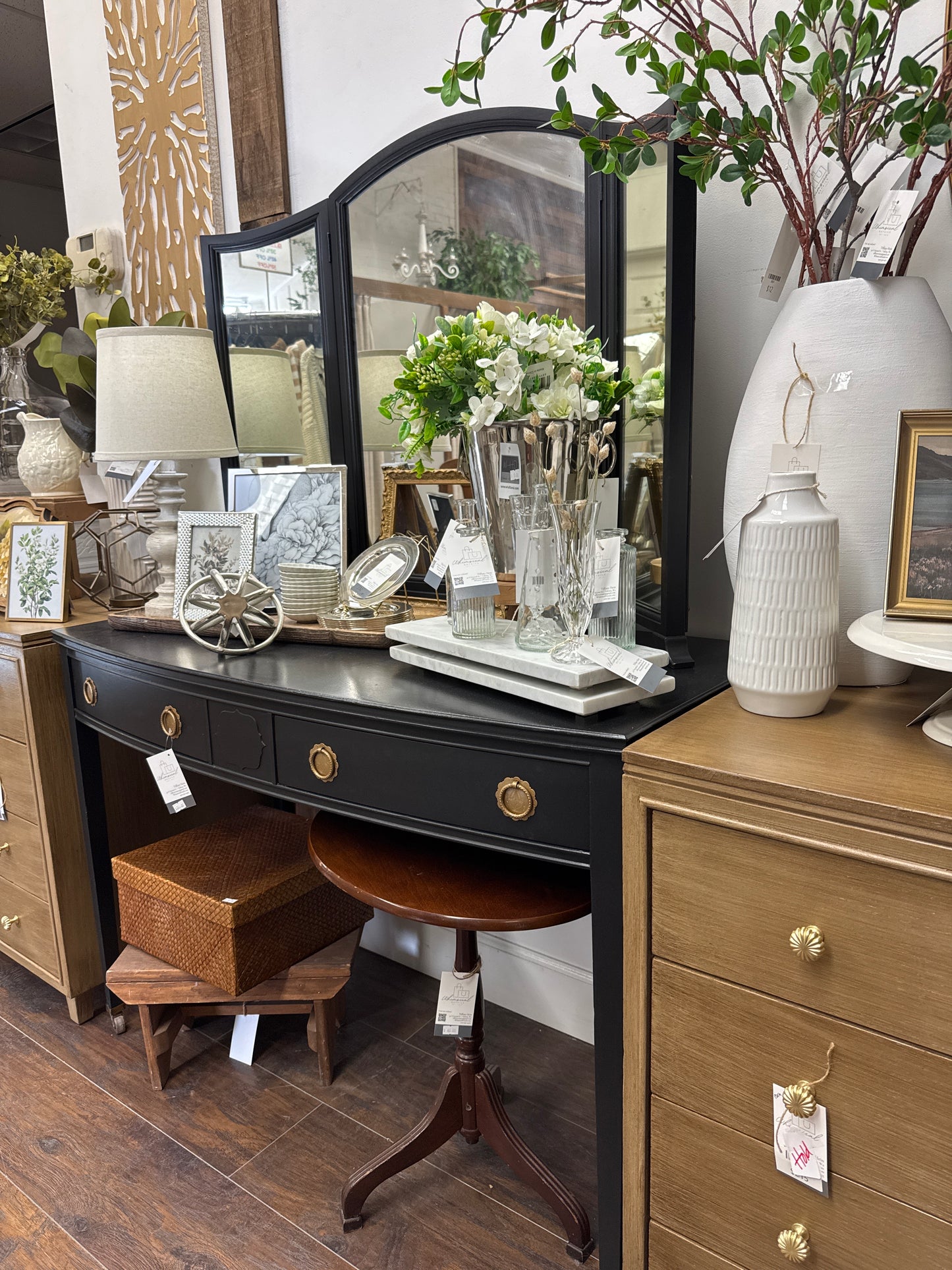 Dean Dressing Table