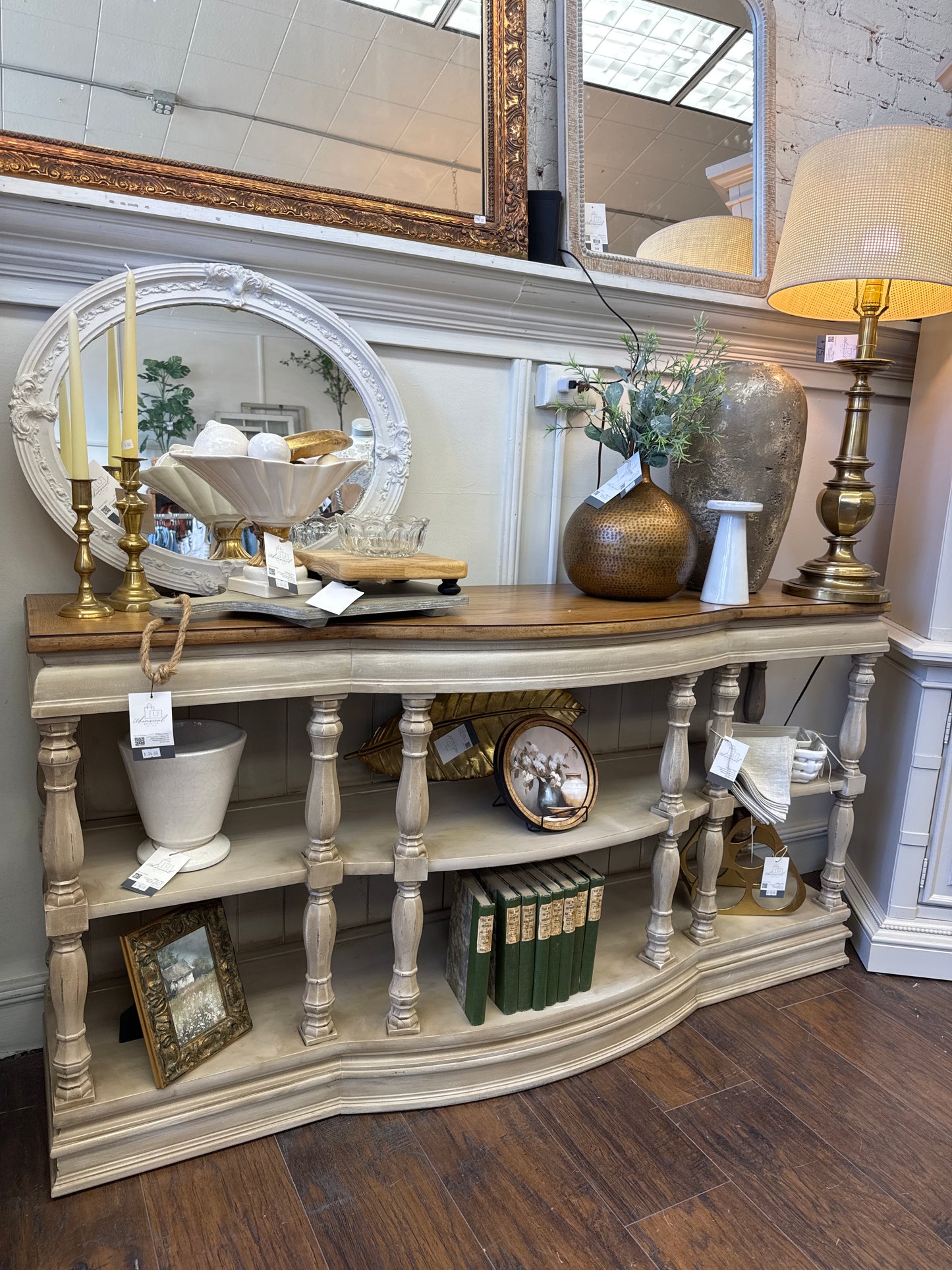 Marissa Buffett Entry Table