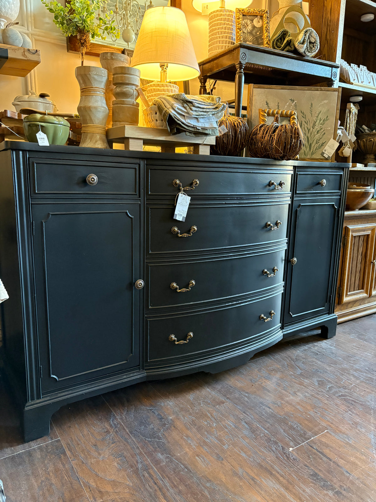 Elijah Black Buffet