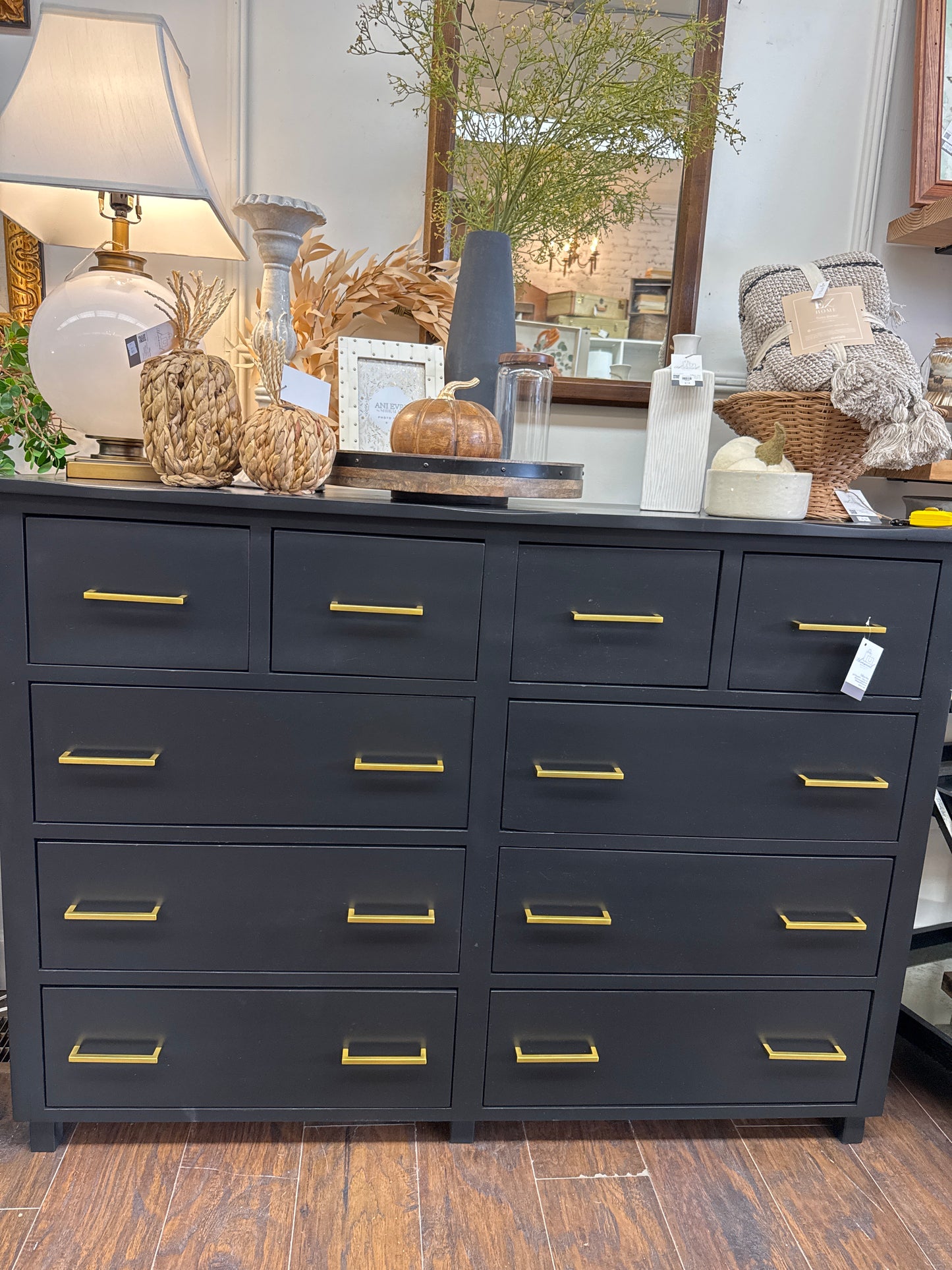 Howard Long Dresser