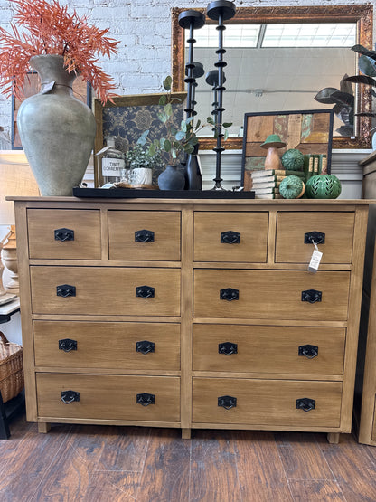 Stanley Long Dresser