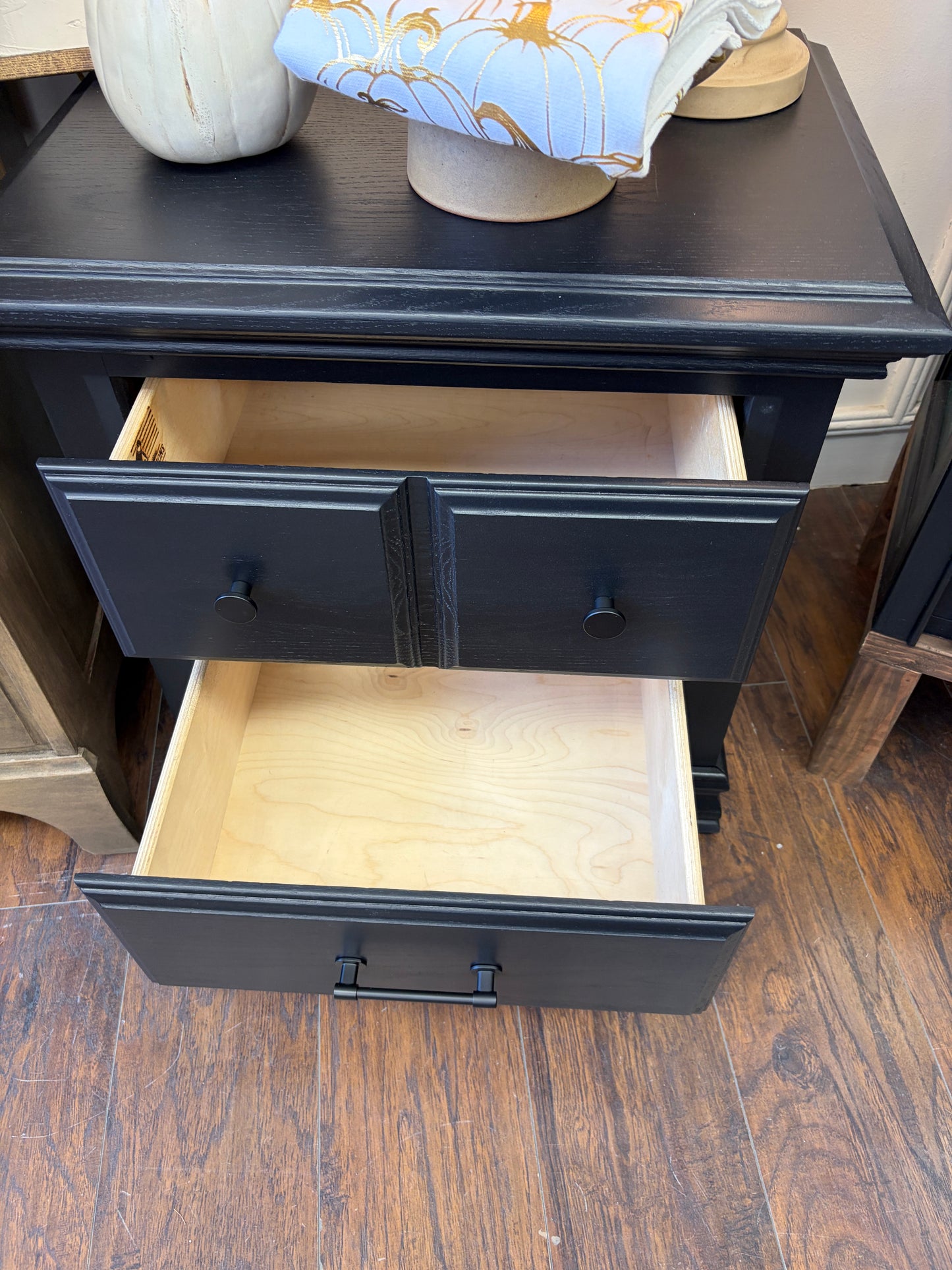 Charles Nightstands *SET*