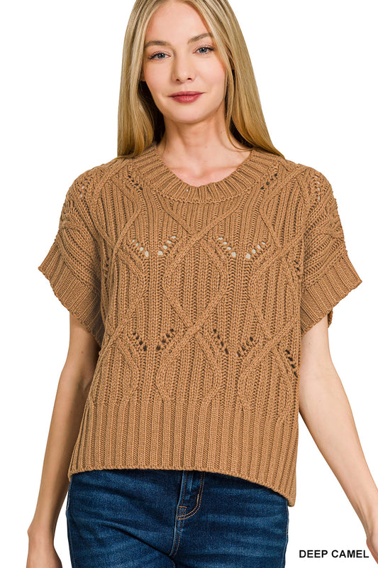 Cable knit short sleeve sweater