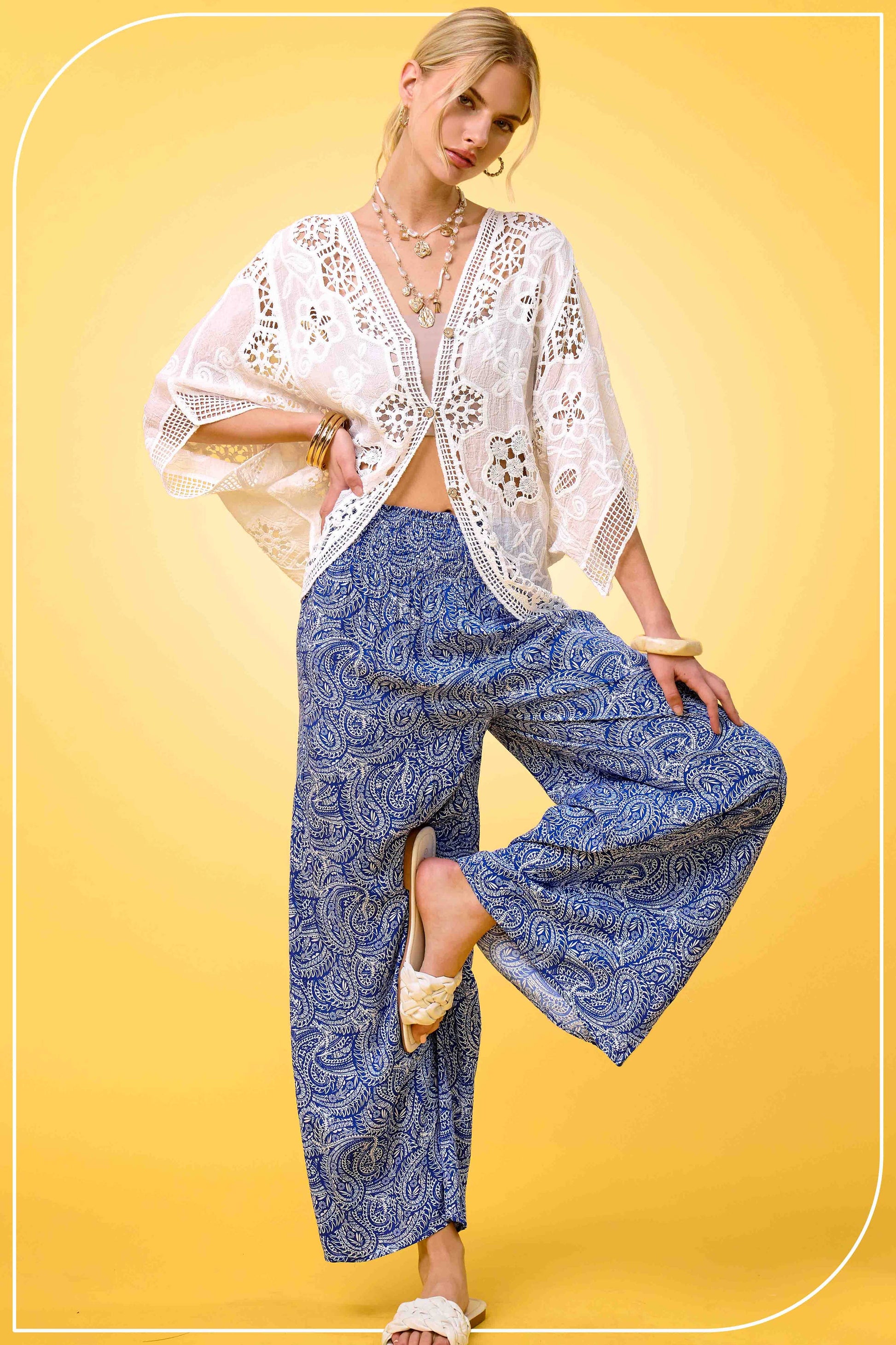 Boho Paisley Print Wide Leg Flowy Pants with Pockets - Whimsical Details - ["Flare pants","flouncy pants","pants","Spring"]