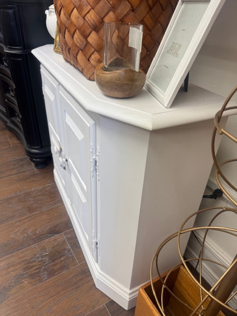 Amanda Cupboard