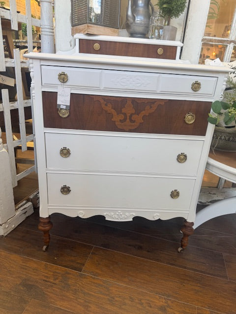 Beatrice 5 Drawer Dresser