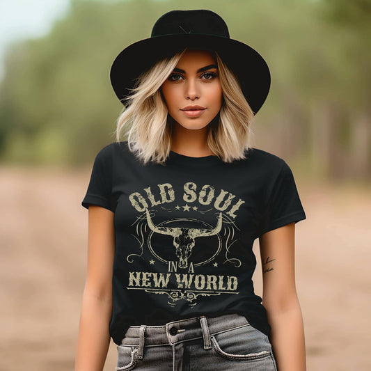OLD SOUL GRAPHIC TEE - Whimsical Details